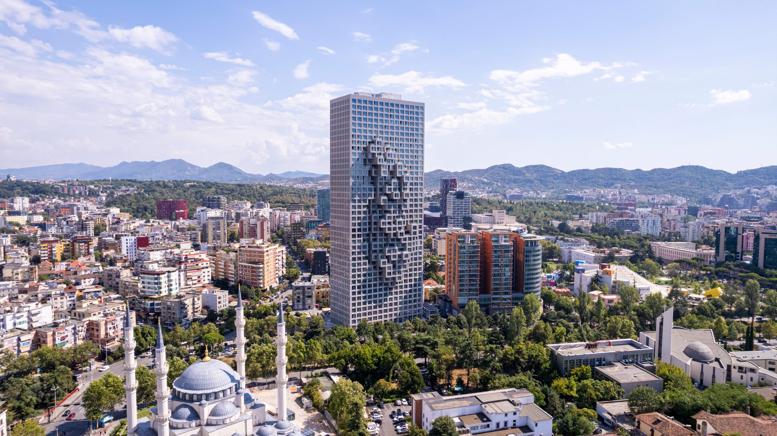 Nowa trasa Wizz Air z Radomia z biletami od 109 zł! Pojawi się i szybko zniknie – loty tylko do września