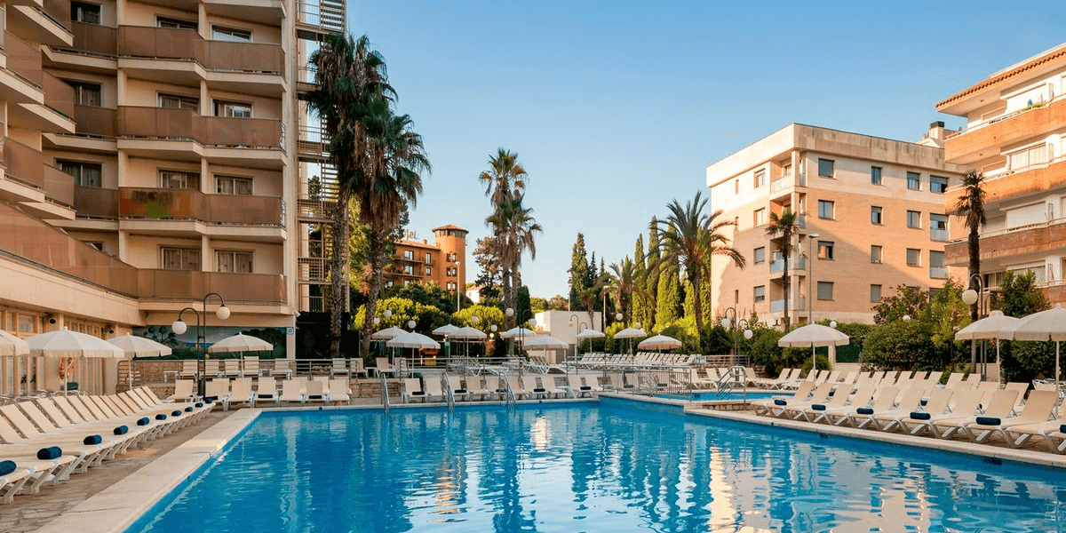 🌴 All inclusive w Costa Brava 🏖️ 4* hotel z basenem za 1900 PLN