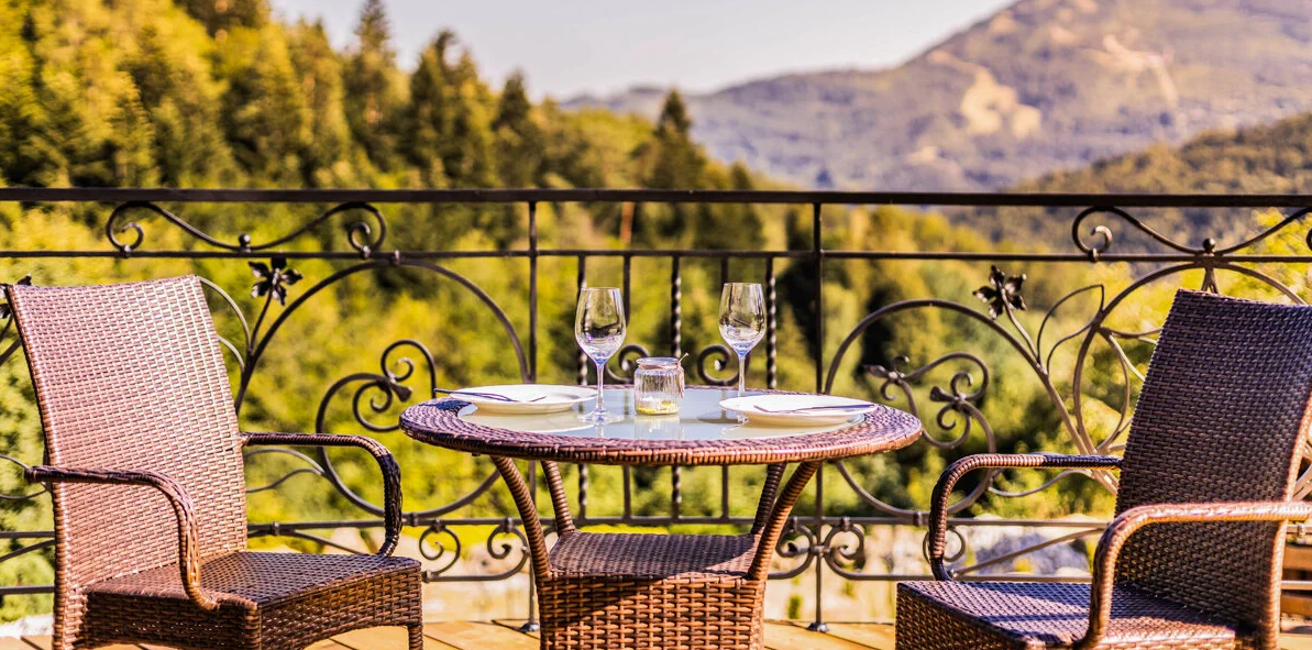 Szczyrk na wyciągnięcie ręki 🏔️ Beskidzki resort z basenem i widokami 🏊