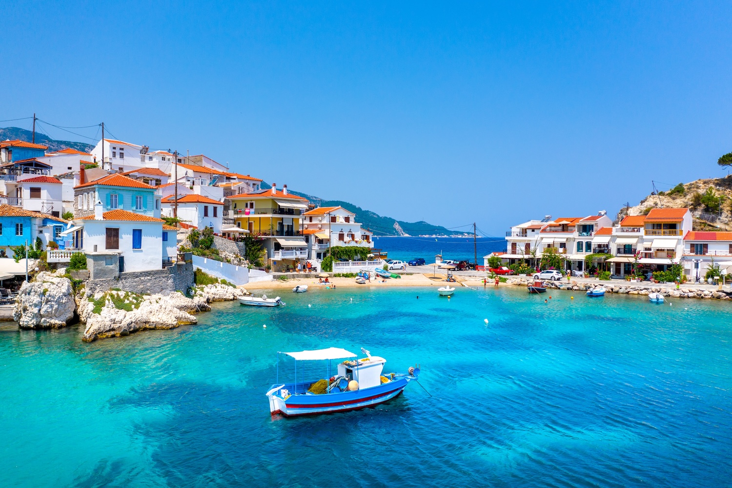 Wczasy na greckiej wyspie słońca ☀️🏖️Tydzień w 4* hotelu z all inclusive na Samos za 2849 PLN🇬🇷🍹