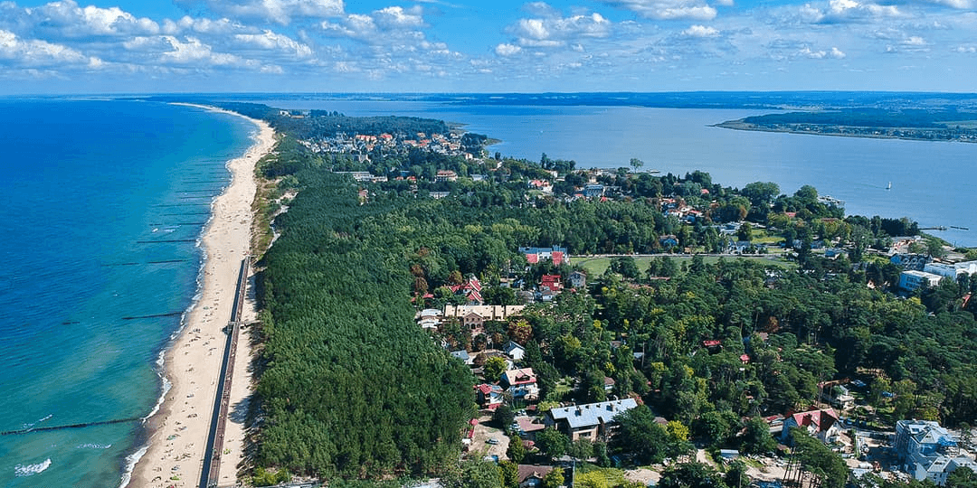 Urlop w Mielnie 🌊 Apartamenty z basenem 70 m od plaży ☀️