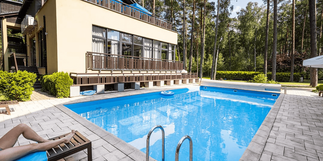 Pogorzelica w sosnowym objęciu 🌲 Rodzinny apartament blisko morza 🌊
