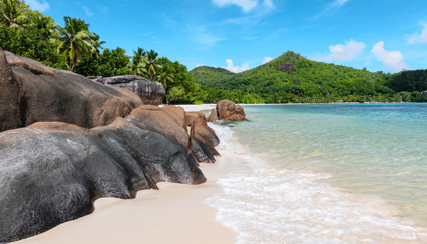 ✨Kierunek raj✨ Wycieczka na Seszele za 3731 PLN 🏝️🥥 Loty z 2 dużymi bagażami + apartament z widokiem na ocean 🌊🤩
