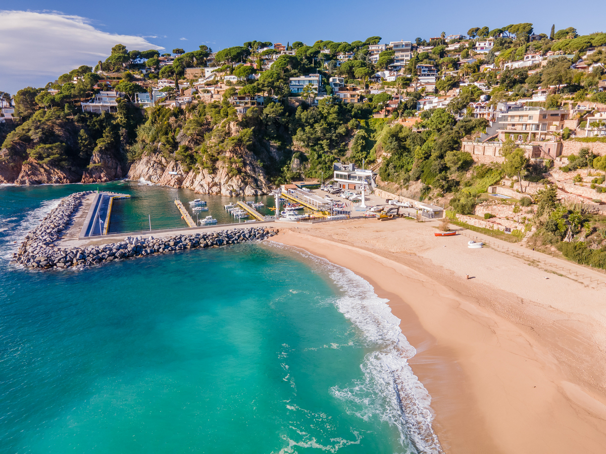 Wczasy w Hiszpanii 🌊🇪🇸 7 nocy w 4* hotelu ze strefą spa, tuż przy plaży za 2343 PLN