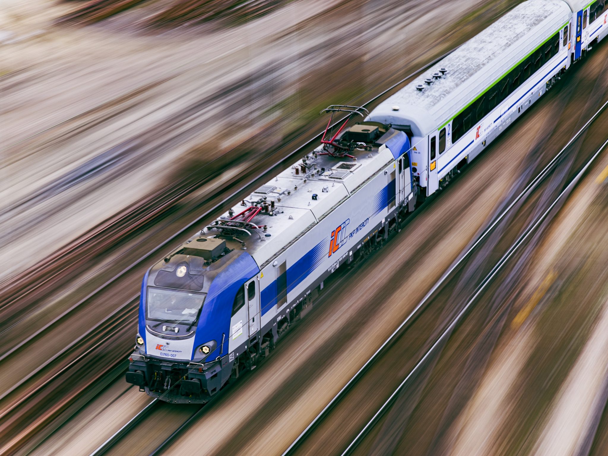 Wracają pociągi PKP Intercity do Chorwacji! W tym roku duże zmiany: krótsza podróż, nowe wakacyjne kierunki na trasie i bilety łączone