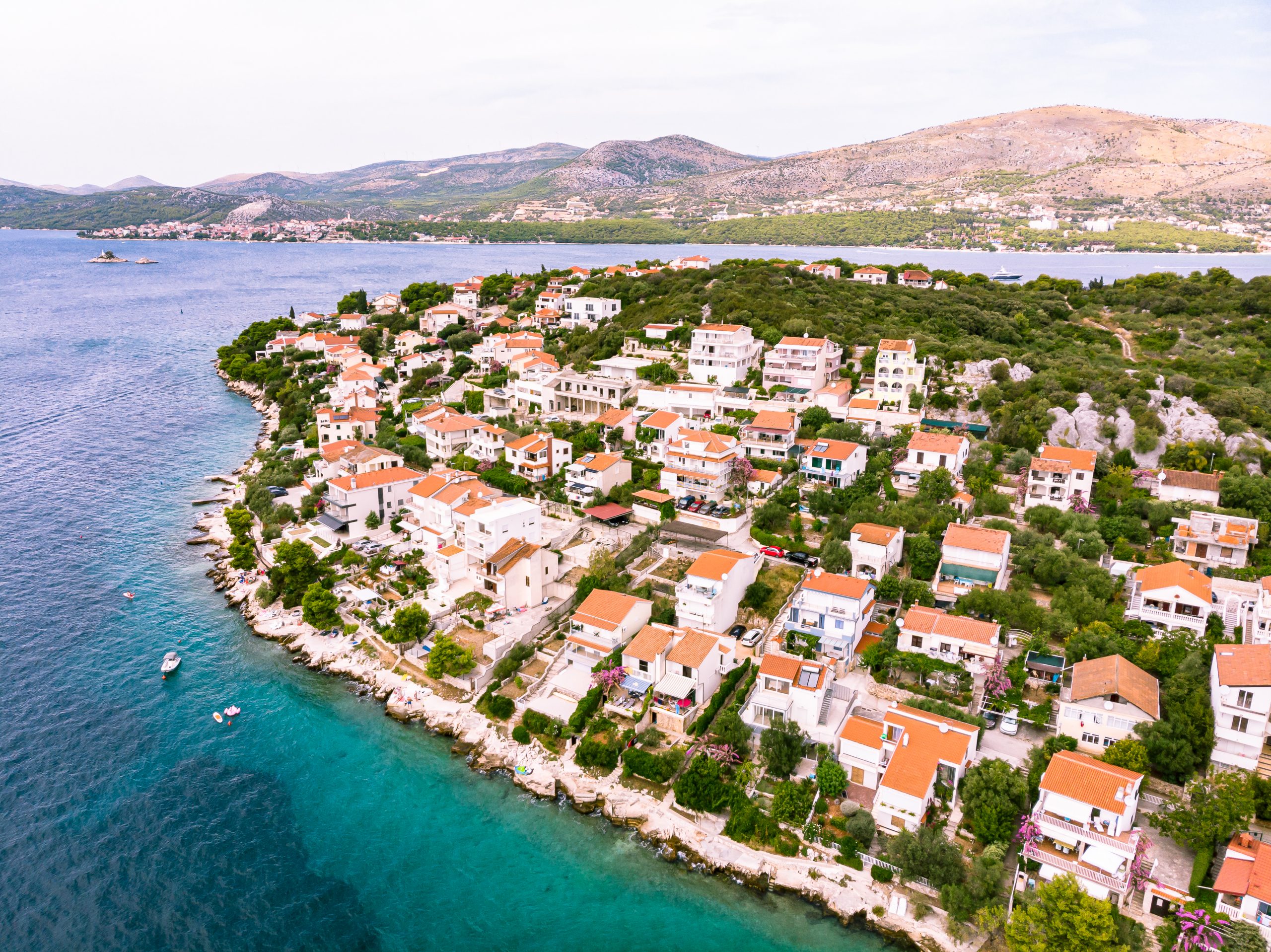 Słoneczna Chorwacja w czerwcu ☀️🌊 Loty i 4 noce na wyspie Čiovo za 1139 PLN 🏖️✈️