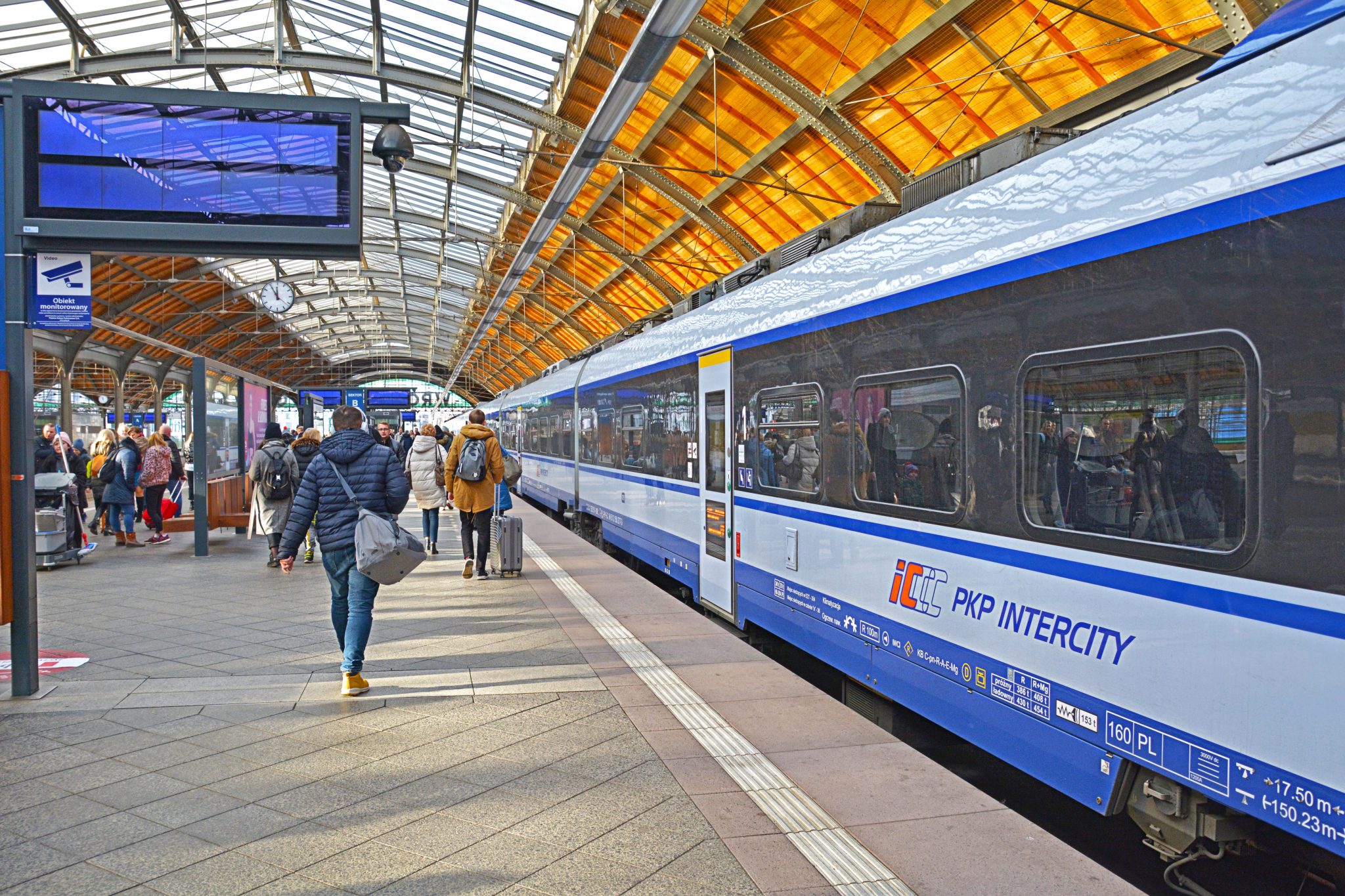 Wymień punkty na darmowe przejazdy! Rusza program lojalnościowy PKP Intercity – warto się pospieszyć z rejestracją
