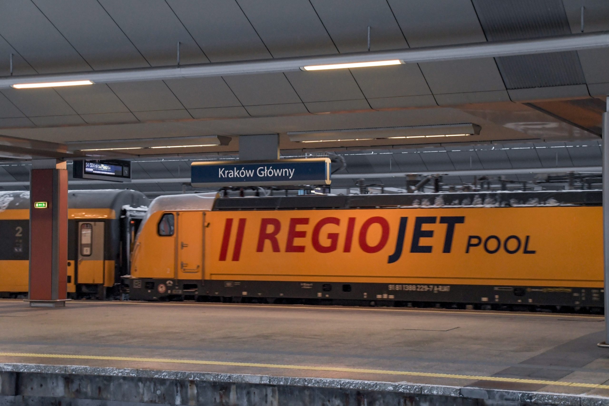 RegioJet przegrywa walkę o pasażera. Wozi powietrze, gdy u konkurencji brakuje miejsc