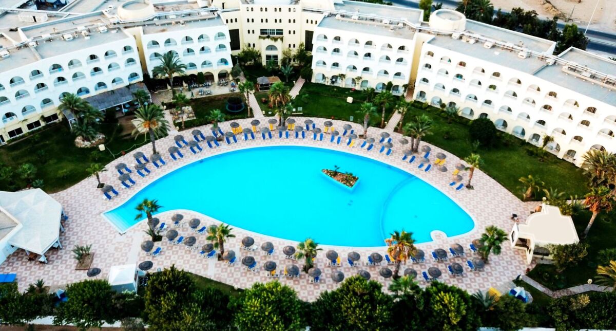 Lato na Dżerbie bez drenowania portfela 💸🍹 Tydzień z all inclusive w 4* hotelu za 1902 PLN 🤯