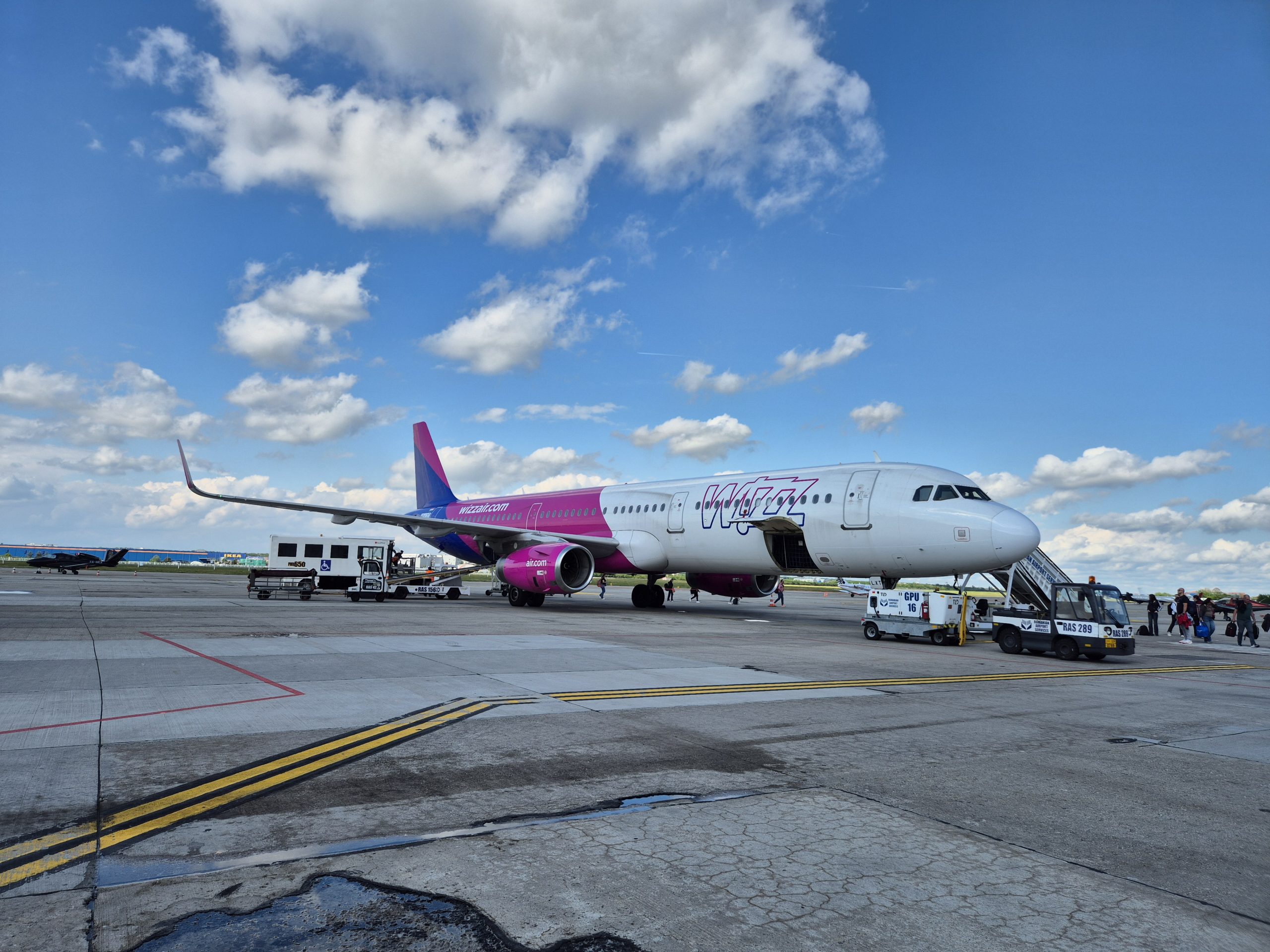 S-Z-T-O-S❗ Tylko 64 PLN za lot (w jedną stronę) do Hiszpanii lub Włoch ✈️😎
