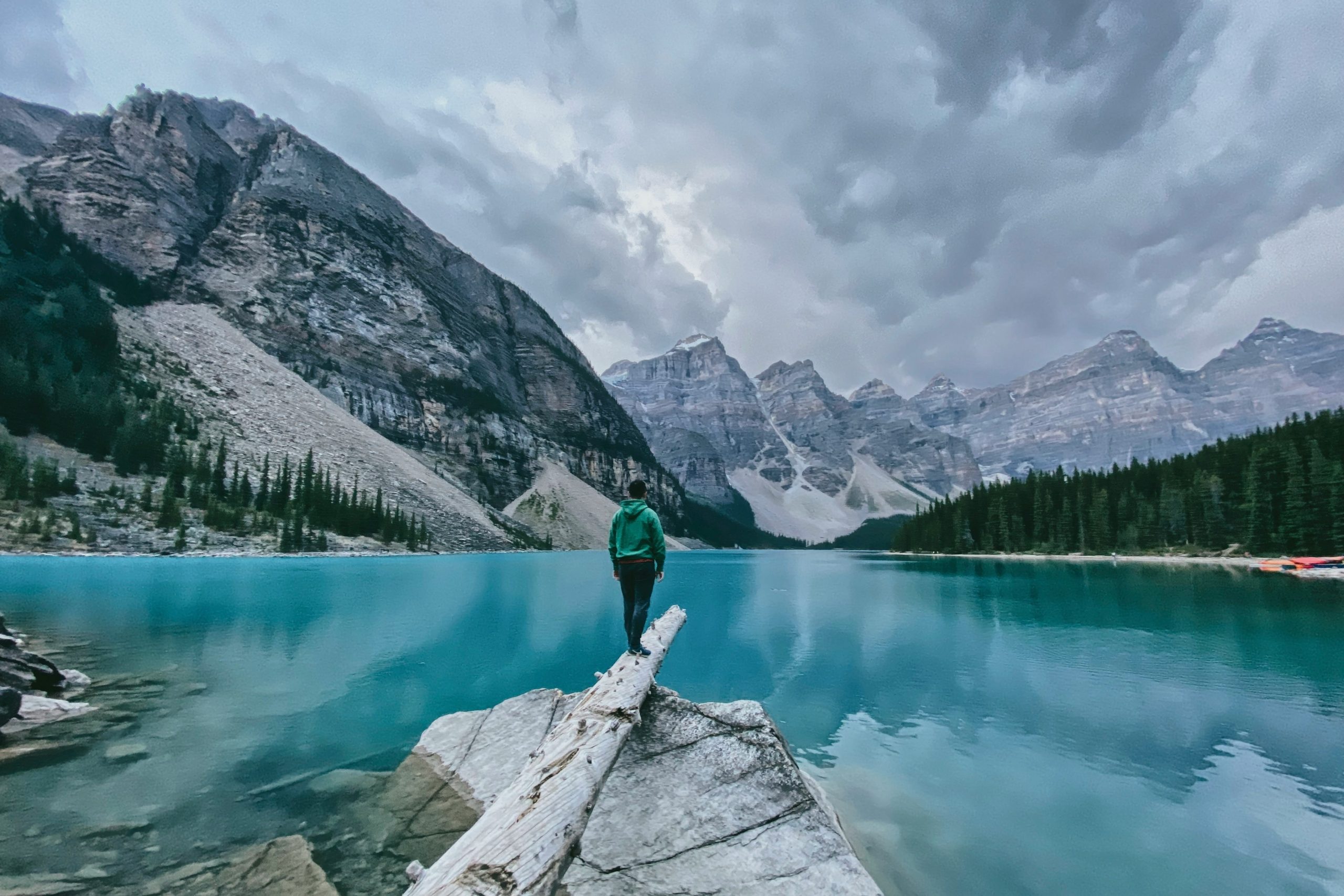 Najpiękniejsza część Kanady 🐻🏔️ Loty do Calgary za 2265 PLN