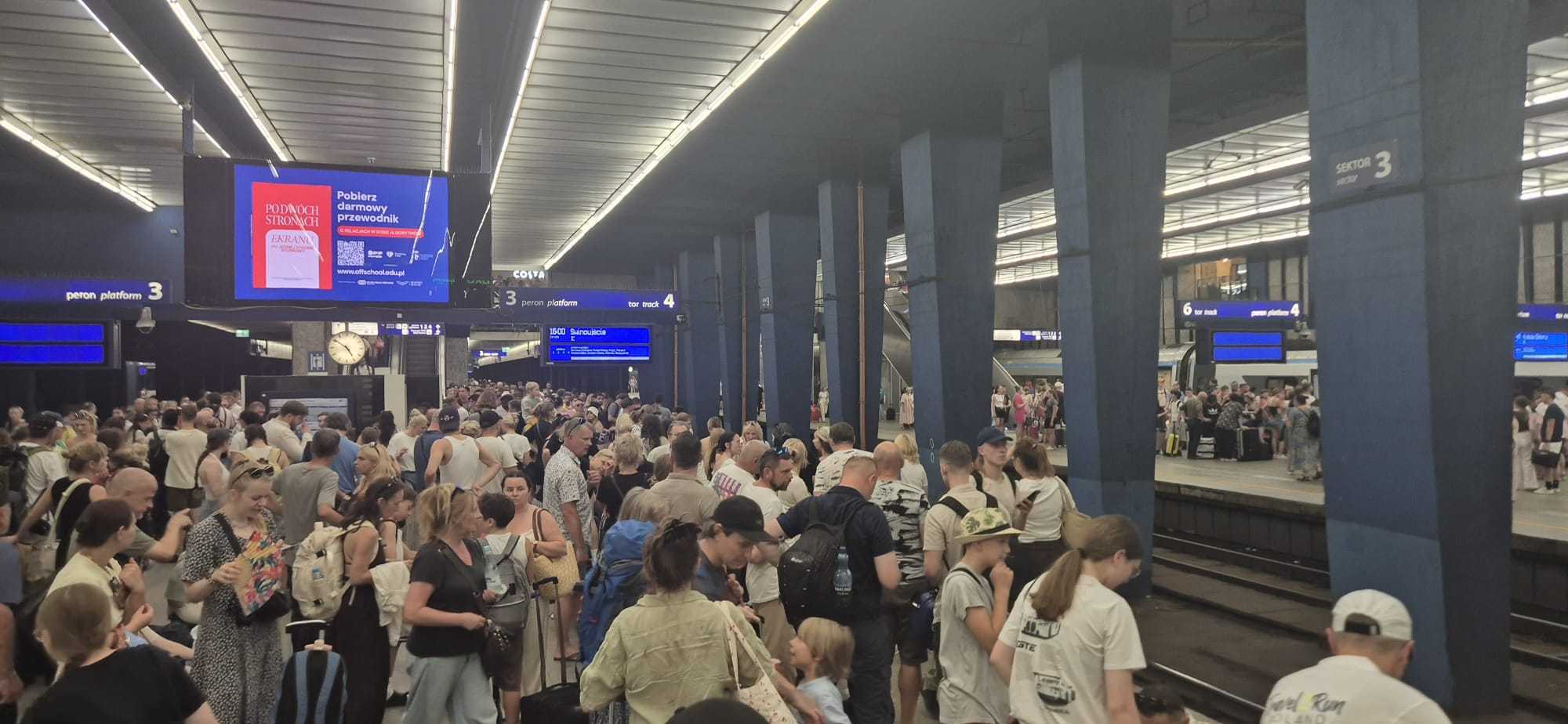 Upały wciąż paraliżują kolej: ponad 160 pociągów odwołanych! PKP Intercity wprowadza duże ułatwienia dla pasażerów