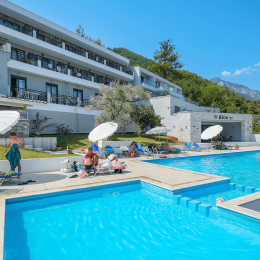 Tydzień na greckiej wyspie z wyżywieniem za 1829 PLN 🏖️🌊