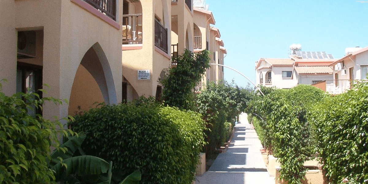 Początek sezonu na wyspie Afrodyty za 2689 PLN 🌊☀️ Tydzień w aparthotelu na Cyprze (z wyżywieniem) 🏝️🏖️