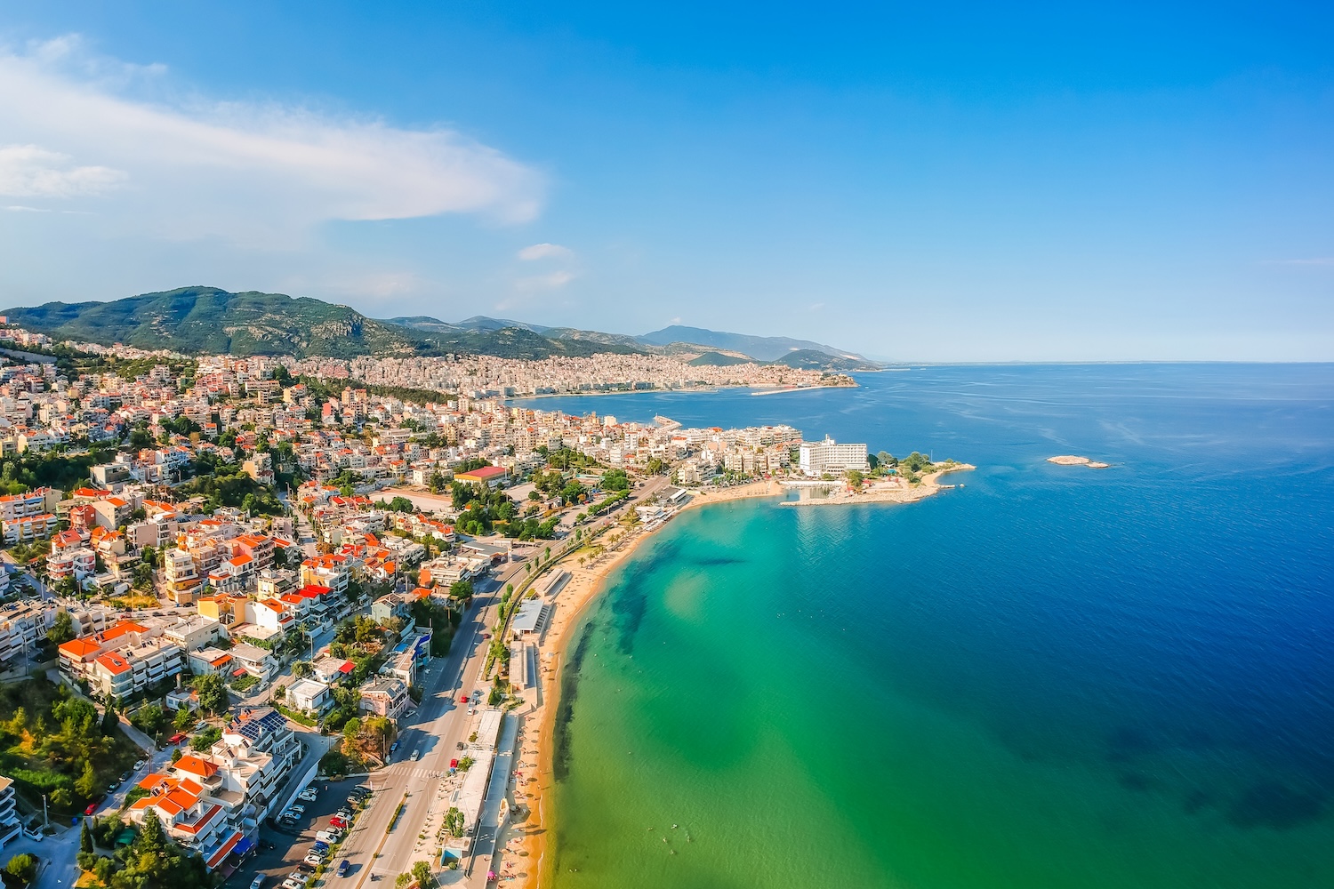 ✨Grecki klimat bez tłumów na start lata ☀️ Czarterowe loty do Kawali z dwóch miast od 582 PLN 🤩🏖️