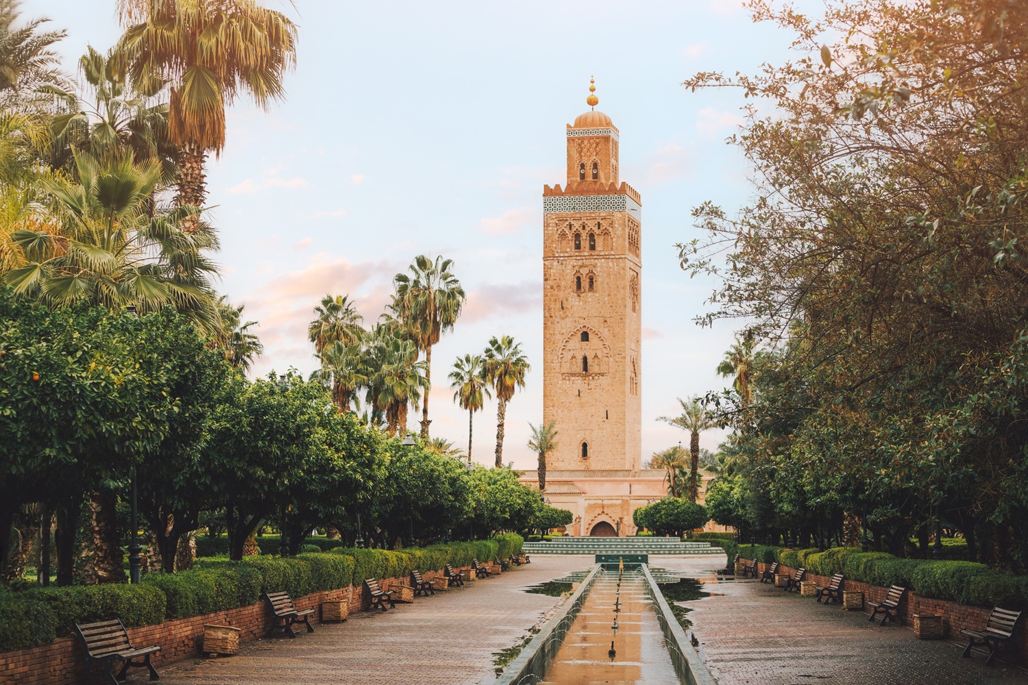 Smaki, kolory i zapachy Maroka 🍊 Wakacje w Marrakeszu za 979 PLN 😍 Loty i 4🌟 hotel ze śniadaniami 🍳