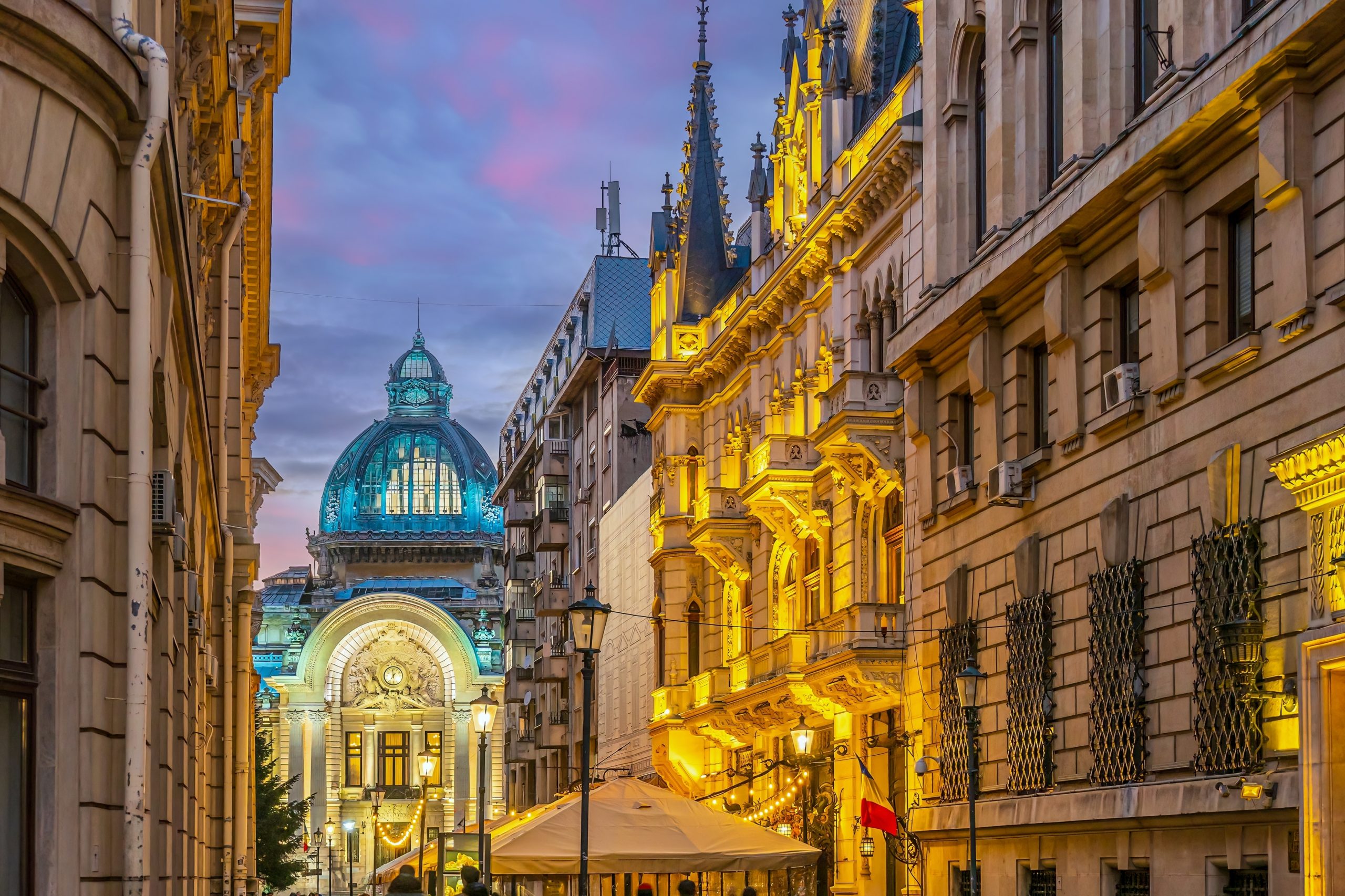 Weekend w „Paryżu Wschodu” 😮 Bukareszt za 369 PLN (loty + hotel) ✈️🛌