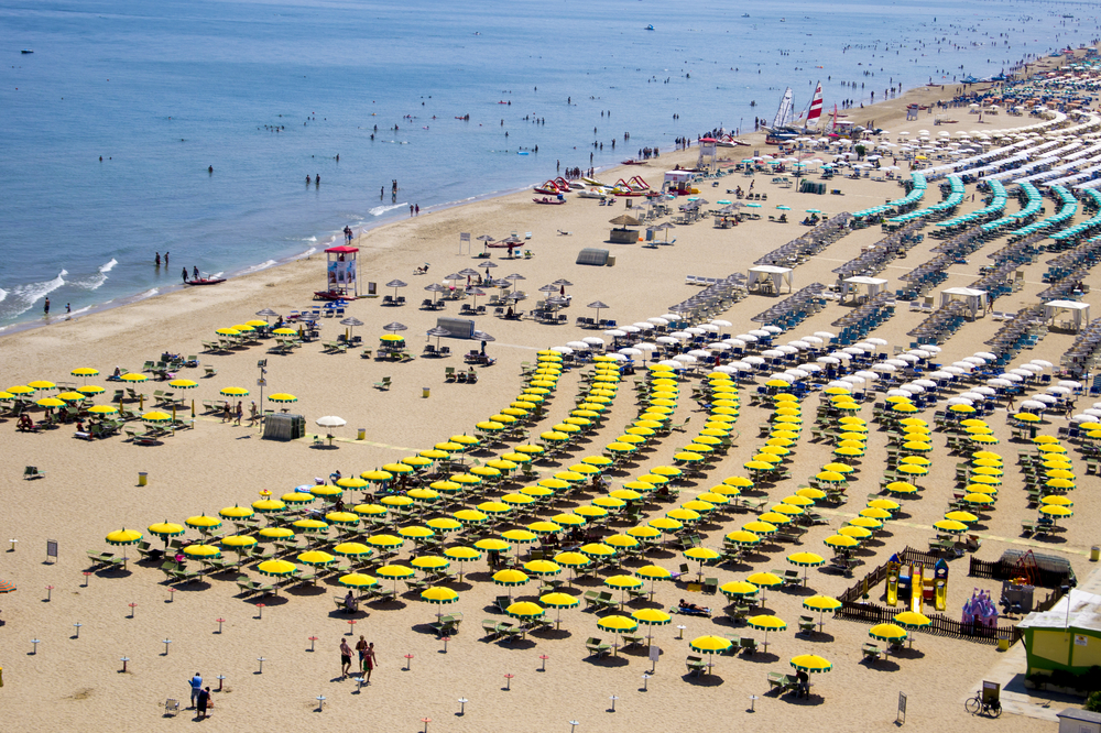 Tydzień latem w Rimini 🌊🍝 ⭐⭐⭐⭐ hotel przy plaży za 2282 PLN