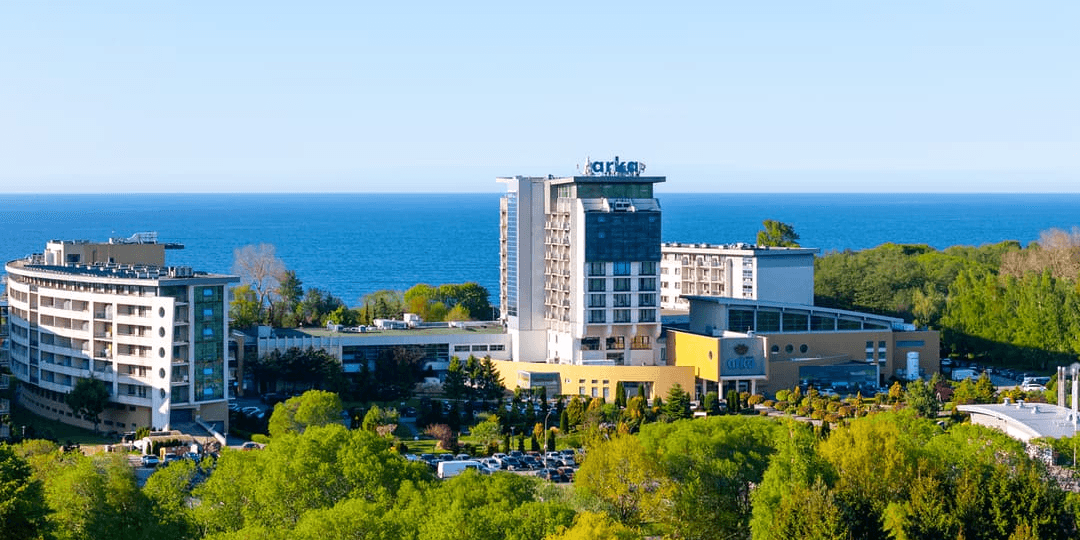50 m od morza w Kołobrzegu 🌊 4* hotel z basenem, saunami i spa w cenie