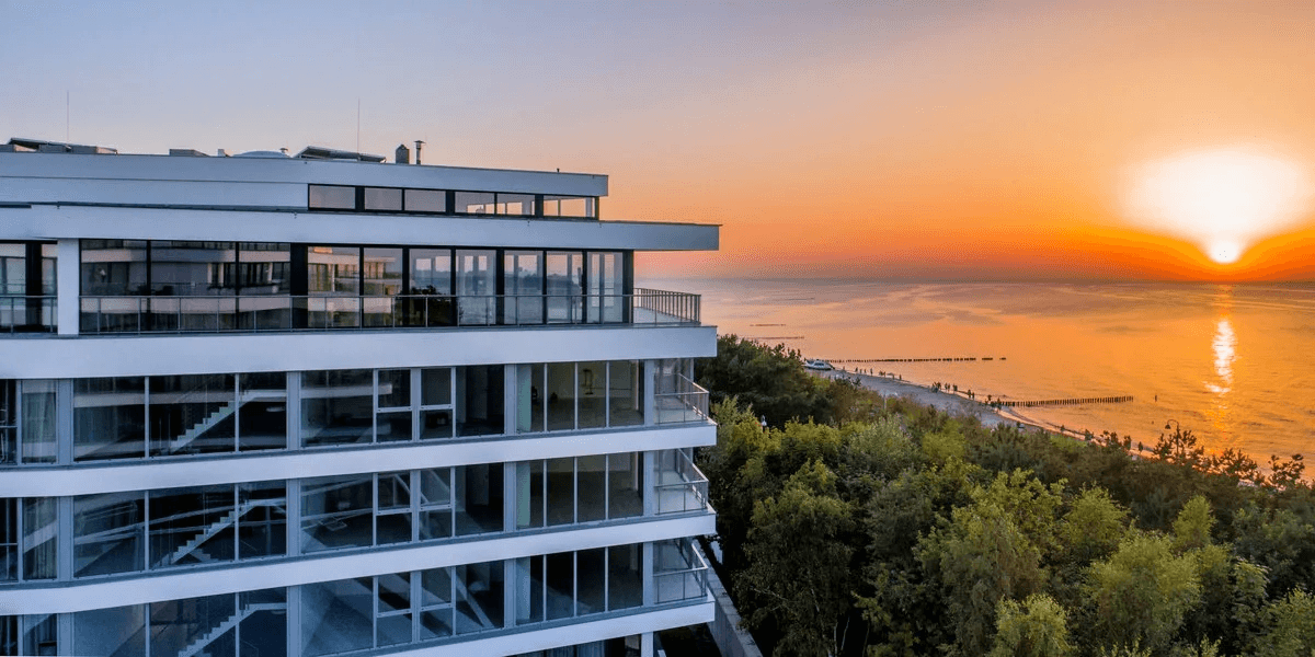 Bałtyk w pierwszej linii 🌊 Apartament z basenem i wyżywieniem w Mielnie na wakacje 🏖️☀️