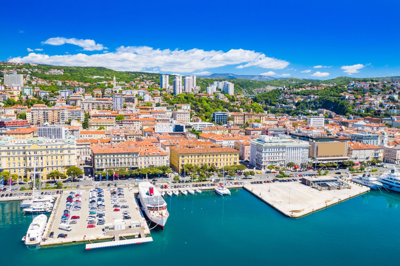 Taniej niż autem, szybciej niż pociągiem 😮🤭 Wakacyjne loty do Chorwacji od 146 PLN 🏖️🌊
