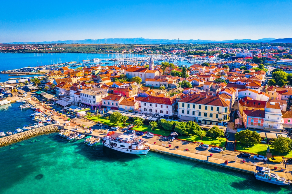 Letnia wycieczka do Chorwacji 🌊🏖️ Loty i 4 noce w apartamencie za 909 PLN ☀️👙
