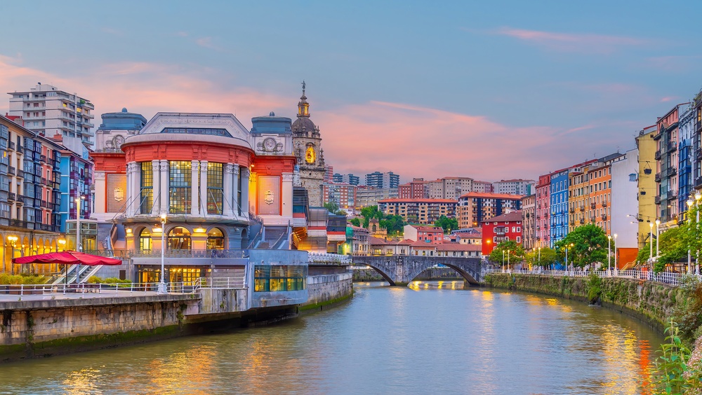 Odkryj Kraj Basków za 891 PLN 🇪🇸 Loty do Bilbao i hotel ze śniadaniami w cenie 🤩