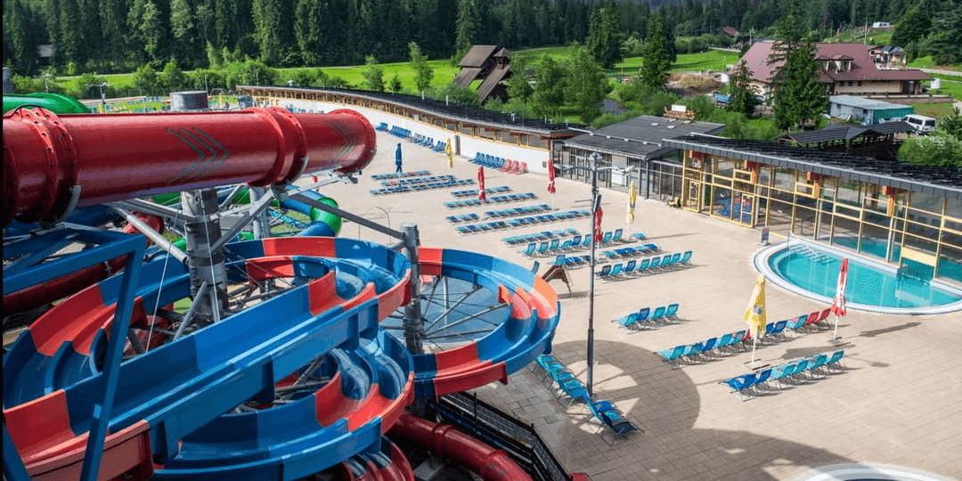 Termalne źródła u podnóża Tatr 🌋 Słowacki aquapark bez limitu wejść 🏊