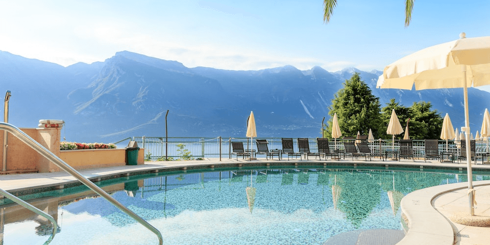✨Spektakularne widoki nad jeziorem Garda za 825 PLN 😍 Loty + hotel ze śniadaniami i samochód 💚🚗