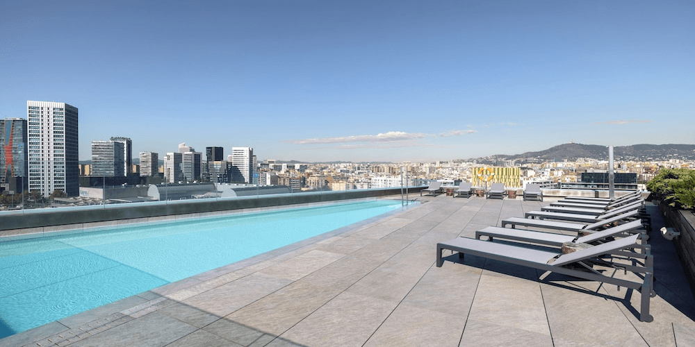 City break w najpopularniejszym mieście Hiszpanii ❤️🇪🇸 Loty do Barcelony i noclegi za 819 PLN 🤩