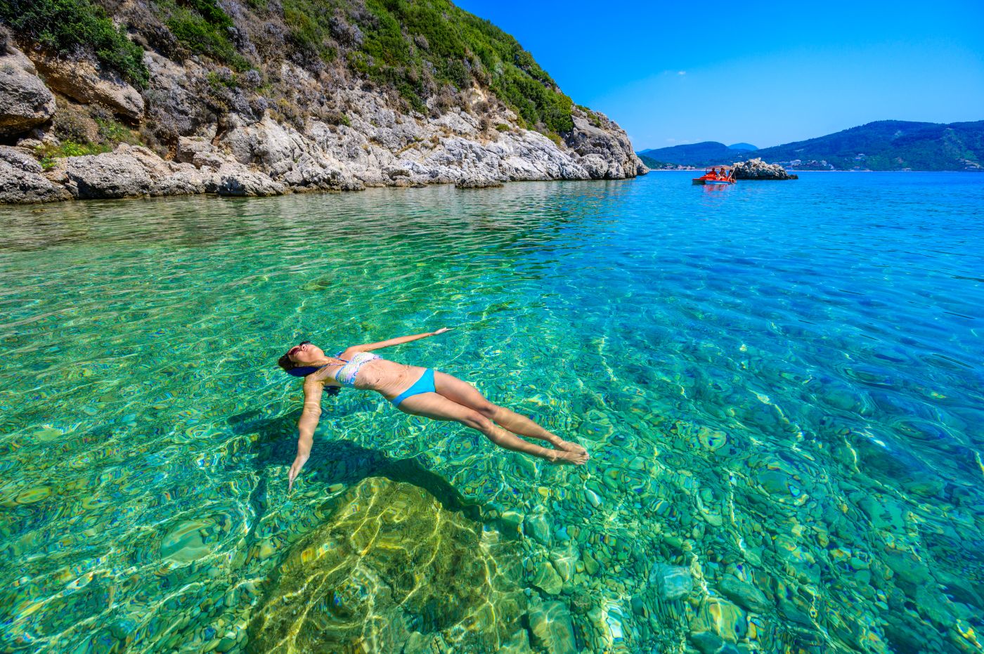 Piękna grecka wyspa w świetnej cenie ☀️🇬🇷 Loty na Korfu + noclegi przy plaży za 689 PLN 🏖️🌊