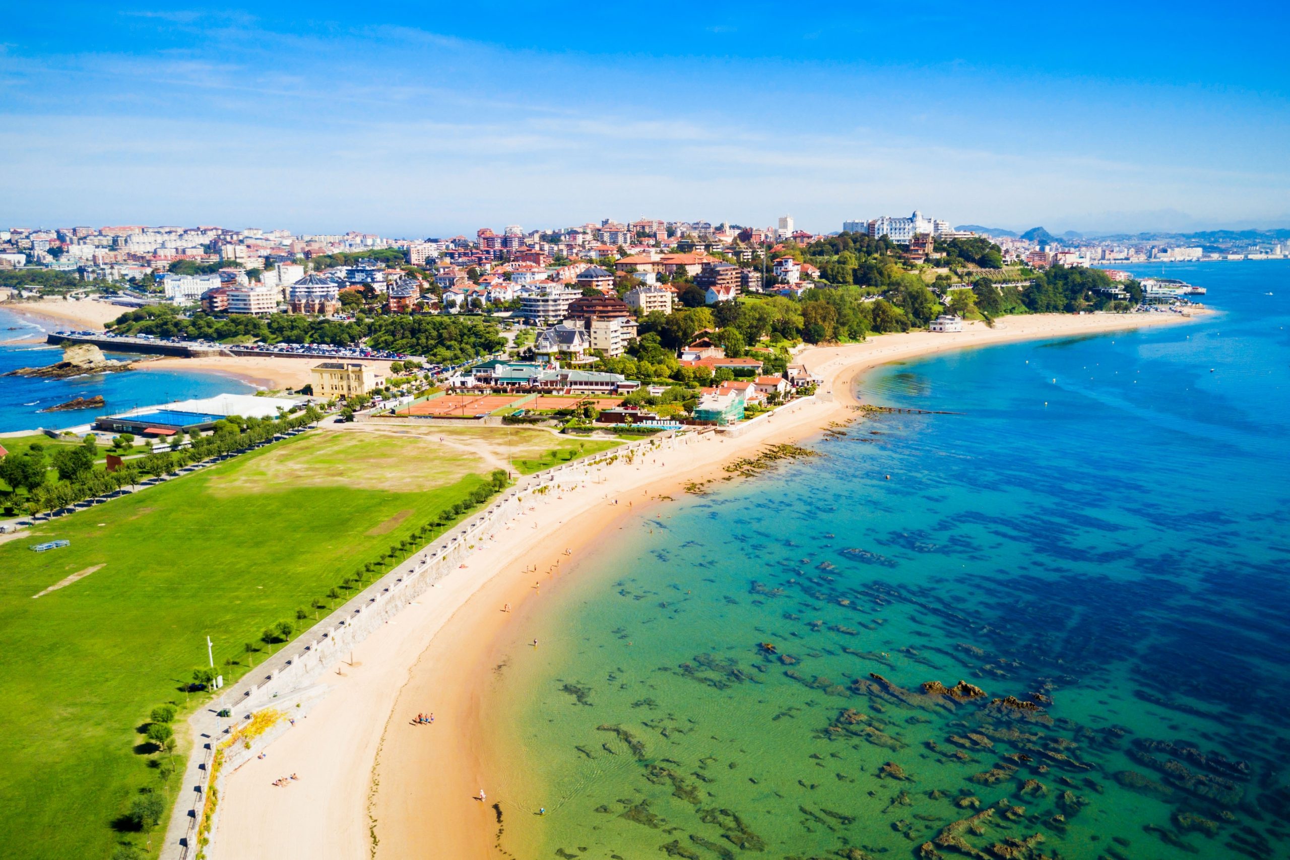 Odkryj hiszpańską Kantabrię za 689 PLN 🇪🇸 Loty do Bilbao i hotel w Santander 🤩