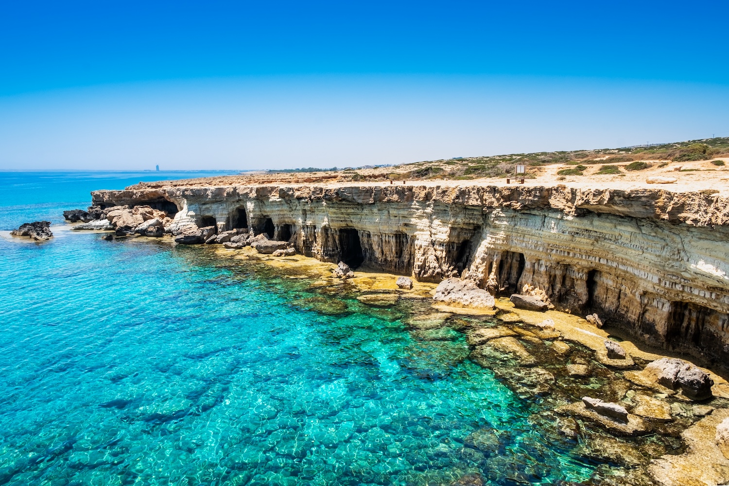Ajia Napa w najlepszym wydaniu ✨ Wczasy na Cyprze w 4* hotelu z wyżywieniem za 2686 PLN 🤩🏖️