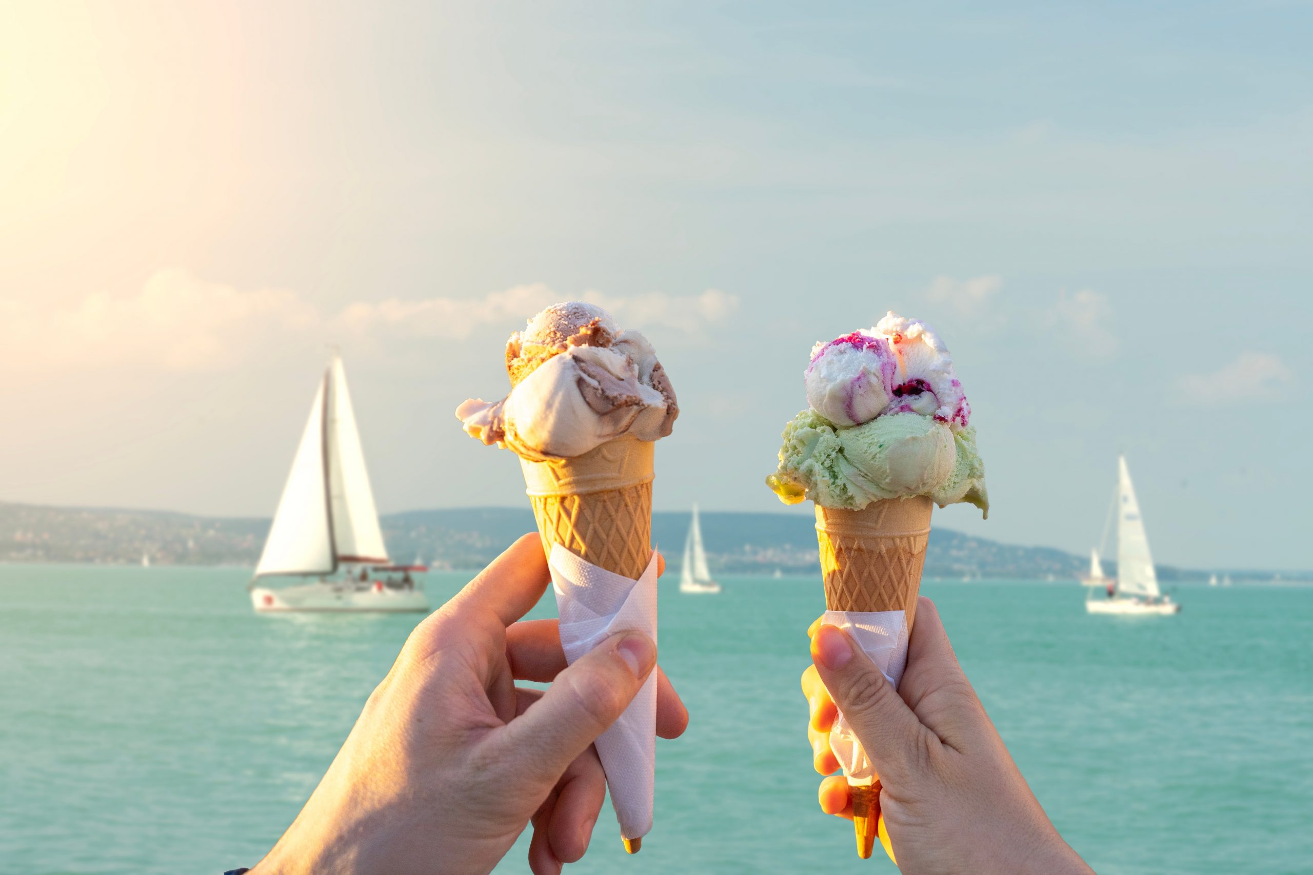 Lato nad Balatonem ☀️ Loty, noclegi blisko jeziora i auto od 709 PLN 🇭🇺🚗✈️