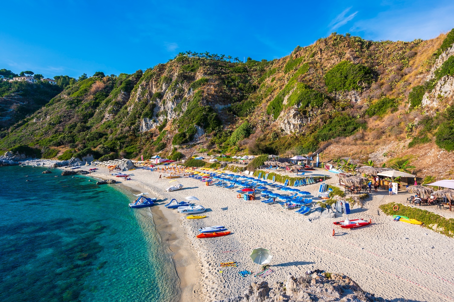 Słoneczne wczasy we włoskiej Kalabrii 🌊🍋 Tydzień w 4* hotelu z wyżywieniem za 2569 PLN 😍