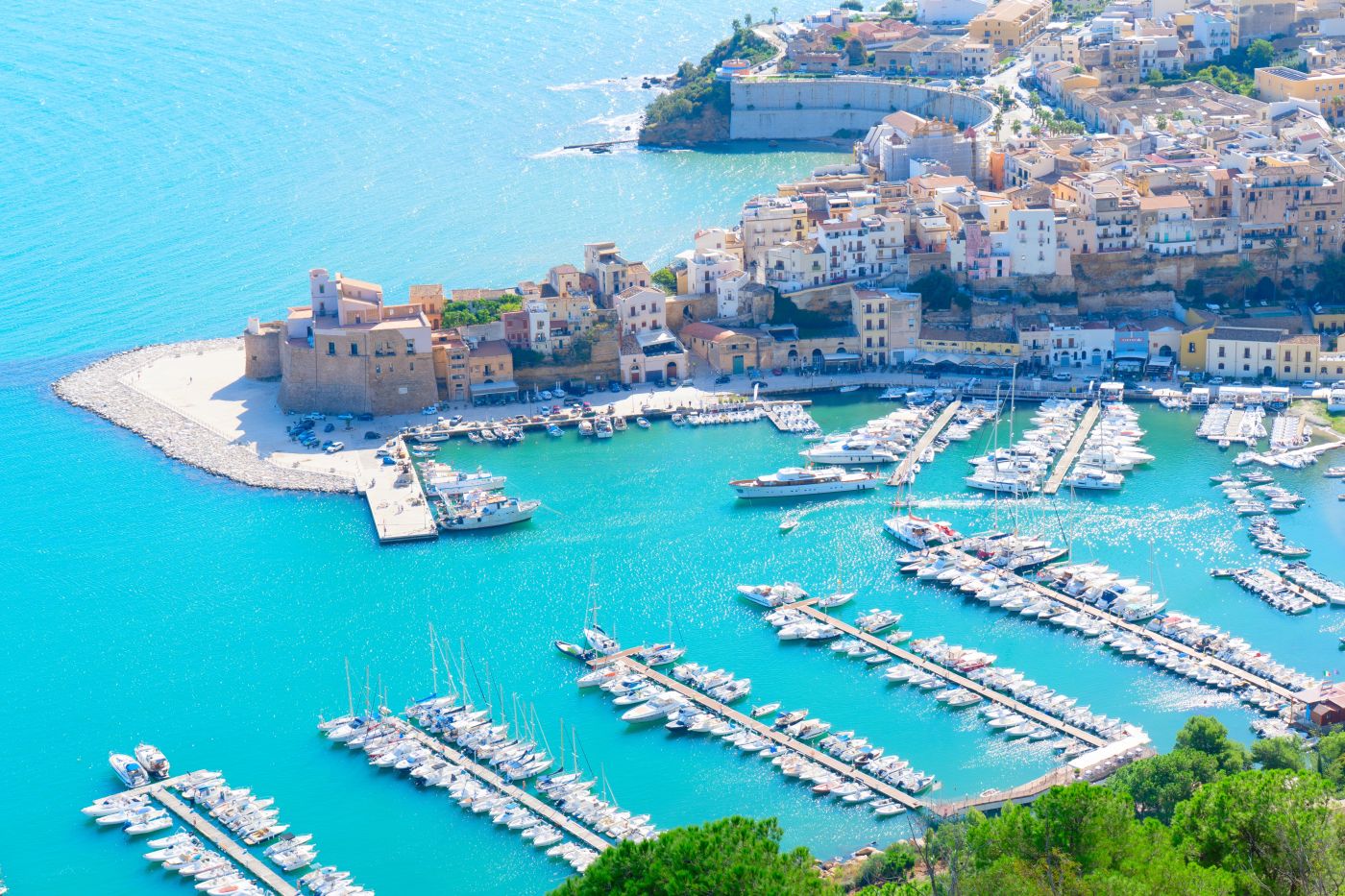 Odkryj perłę Sycylii 💎✨ Wycieczka do Castellammare del Golfo za 510 PLN (loty, noclegi i auto) 🌞🏖️
