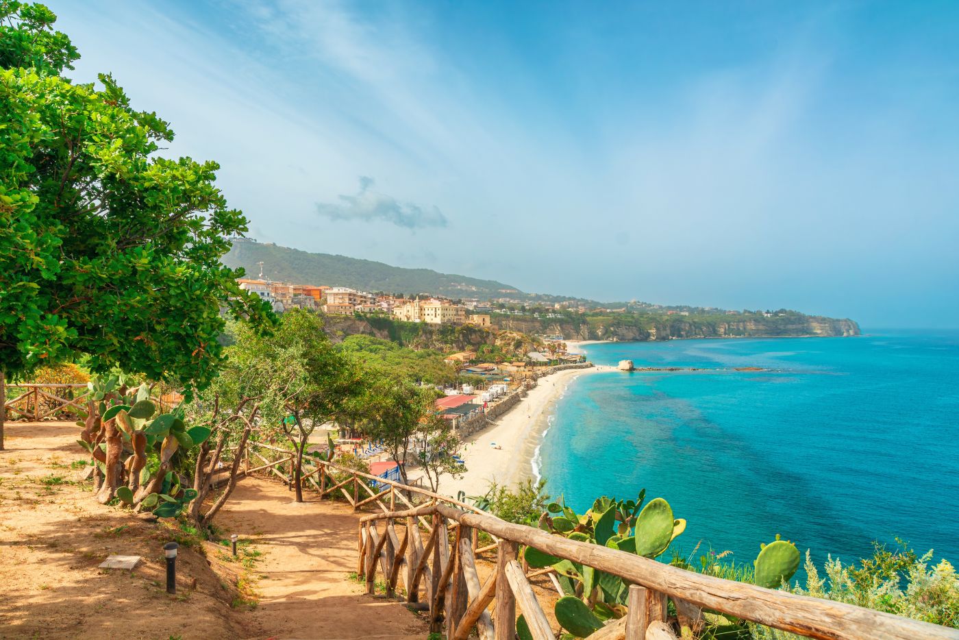 Kalabria z widokiem na Morze Jońskie 🌊☀️ 7 dni w 4* Estella Club za 2467 PLN