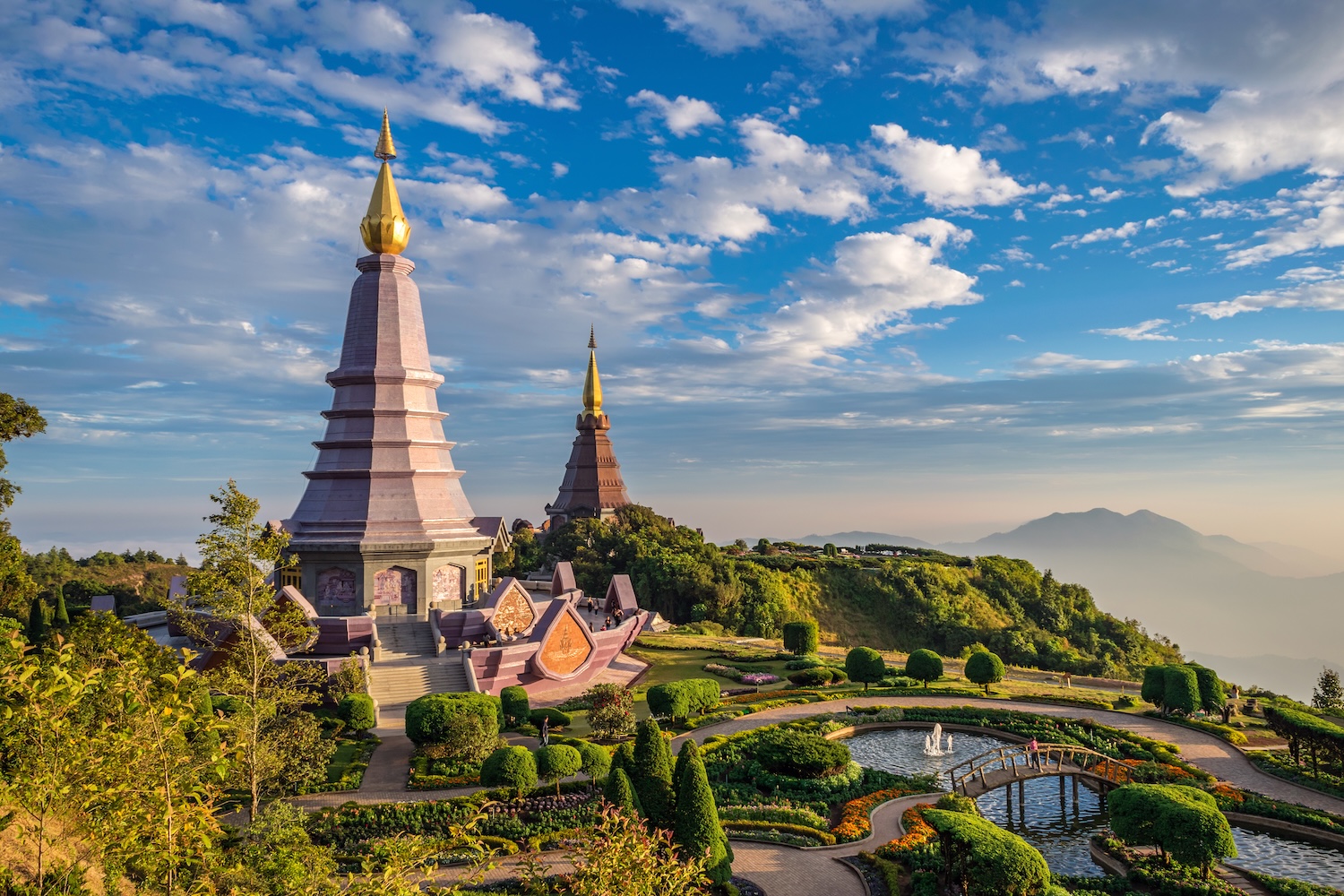 Tajlandia w spokojniejszym rytmie 🏯 Loty do Chiang Mai z bagażem rejestrowanym od 2655 PLN 🌴✈️
