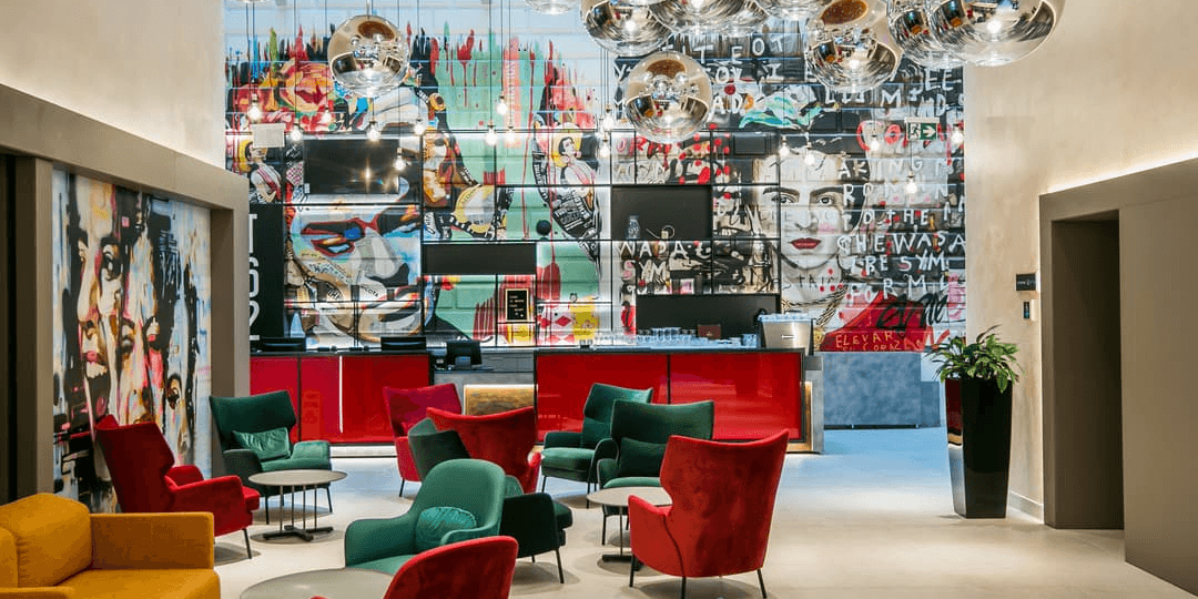 Budapeszt w samym centrum akcji 🏙️ Designerski hotel przy dworcu Nyugati ze śniadaniami