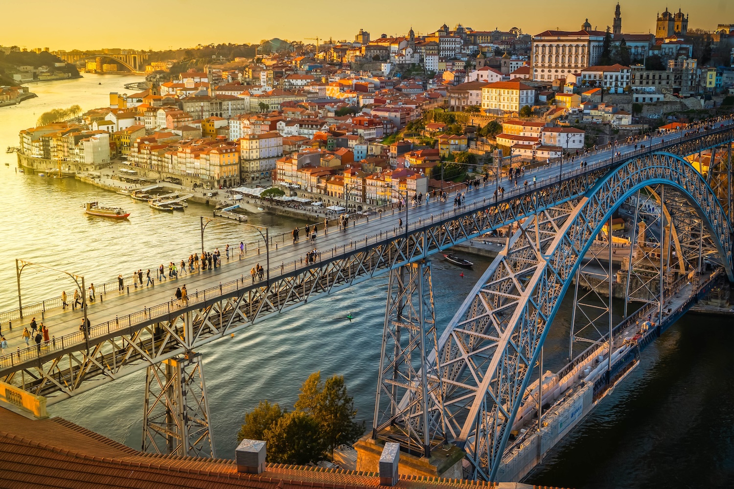 Porto – tu każda uliczka ma historię ✨ Loty i ⭐⭐⭐⭐hotel w sercu miasta za 789 PLN 🍷