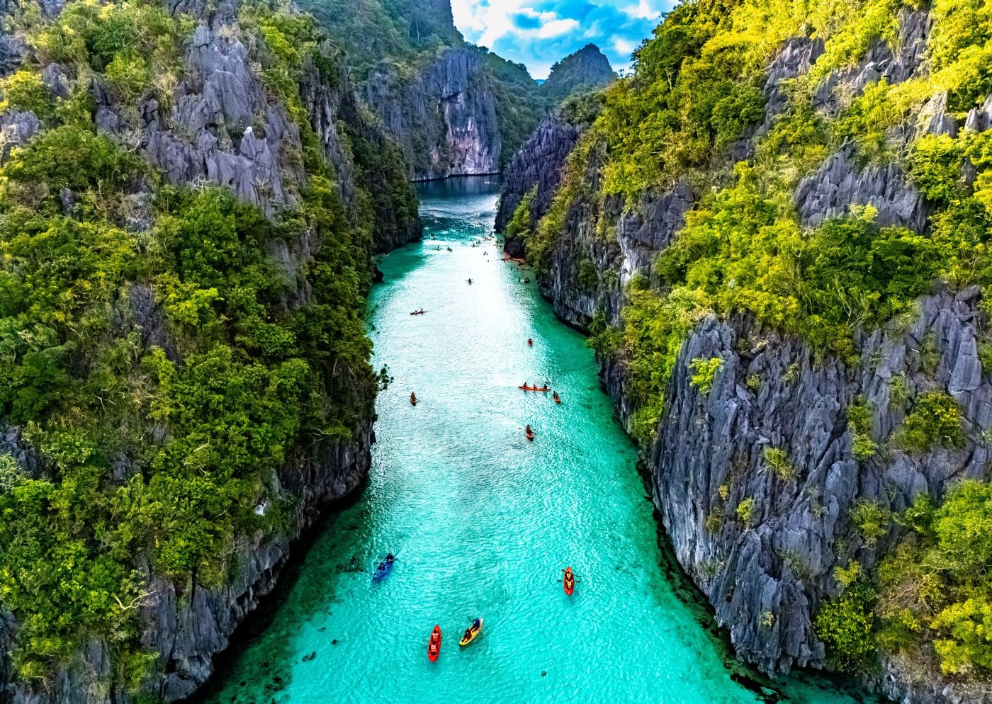 Filipiny w sezonie 🏝️☀️ Boracay, Cebu, Luzon i Palawan w jednej podróży za 3059 PLN ✈️🌊