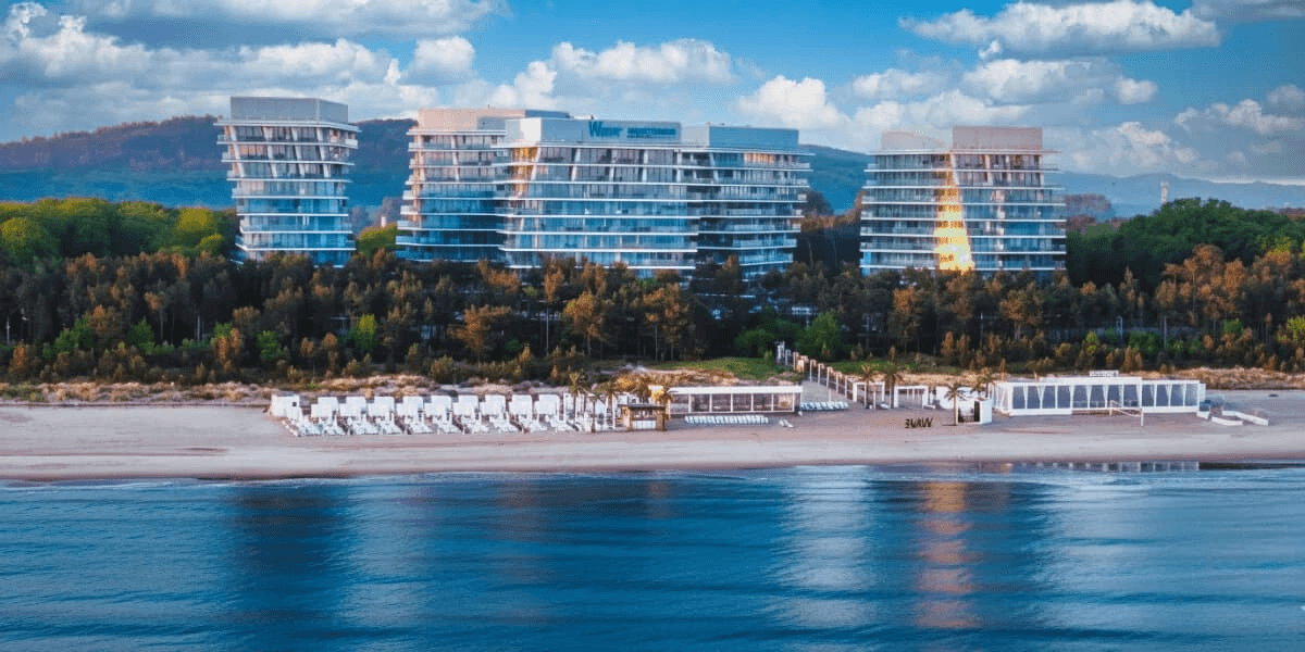 Wave Międzyzdroje Resort & SPA od 609 PLN za pokój 🌊 2 posiłki i podgrzewany basen