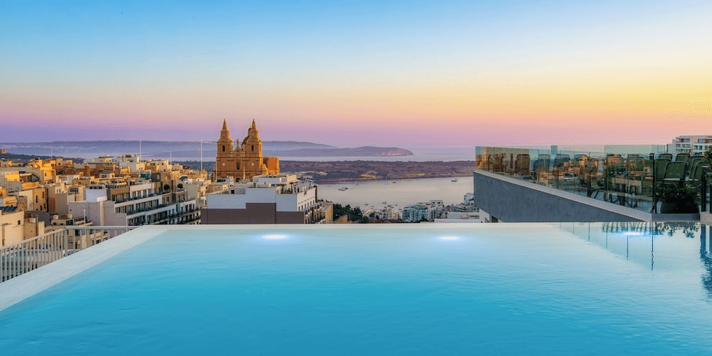 Przerwa na Malcie za 729 PLN ☀️🇲🇹 Loty i 4 noclegi w hotelu z basenem 🩵