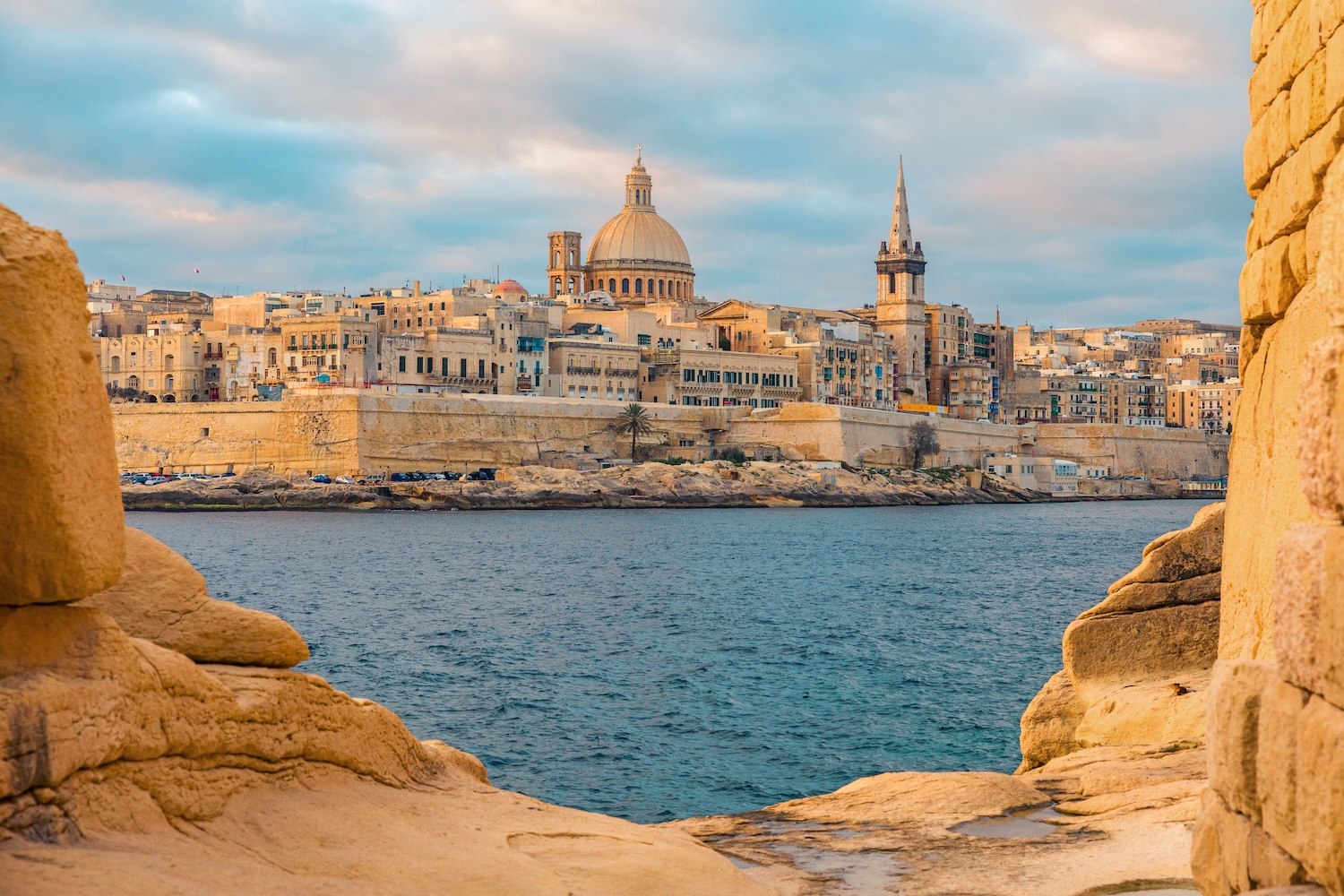 ✨Zwiedzaj, odpoczywaj, nie przepłacaj 🤩 Malta za 689 PLN 😱 Loty i 4🌟 hotel z podgrzewanym basenem 🔥😎