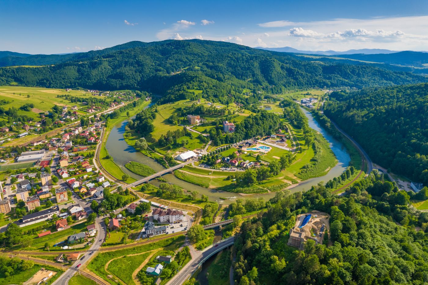 Arche Metalowiec Muszyna od 259 PLN/pokój ⛰️ Nowe sanatorium z basenami w Beskidzie Sądeckim 🏊