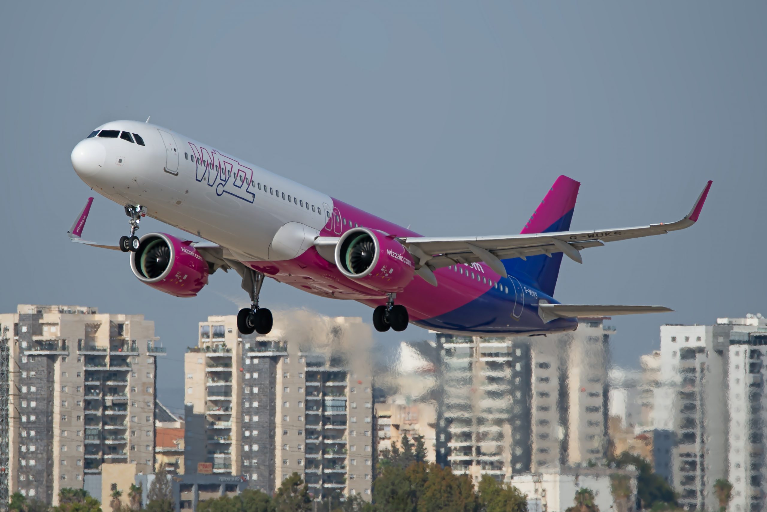 Wizz Air opóźnia start lotów na swoich 2 najbardziej egzotycznych trasach z Polski. Wznowi je najwcześniej w styczniu