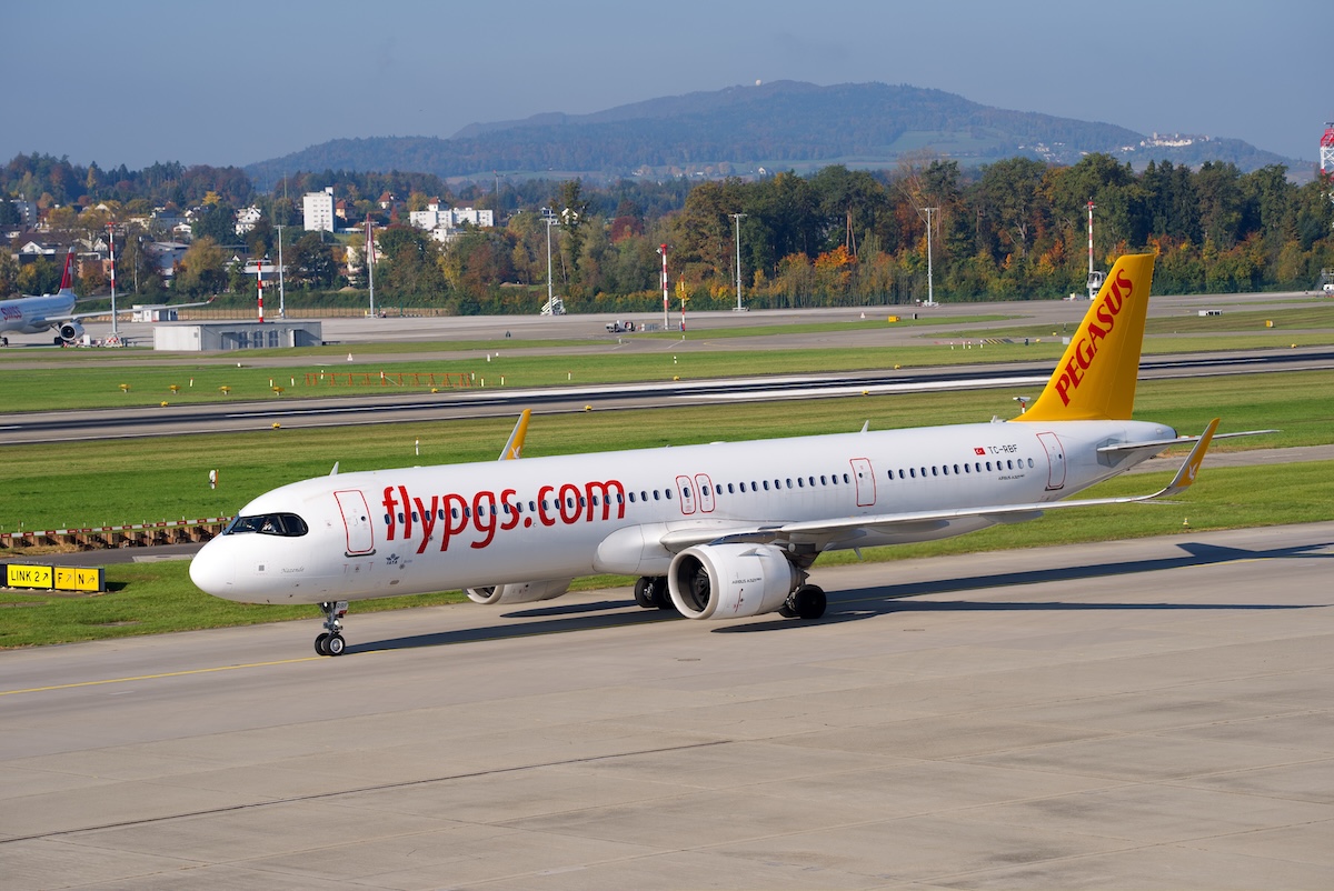 Piloci Airbusa A321 pomylili kierunki na pasie startowym we Frankfurcie i zjechali w złą stronę! Zaczęli już startować